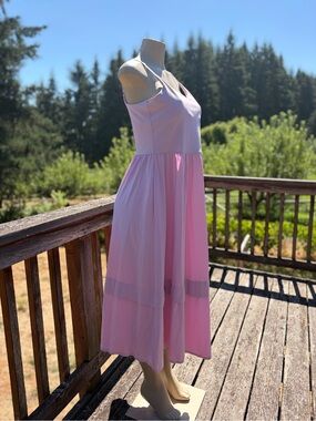 Athleta Light Pink Elation V-Neck Maxi Dress Built-In Bra Size M Balletcore